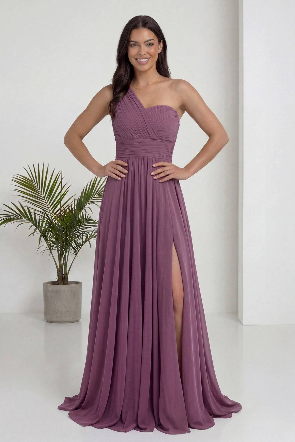 Büyük Beden Gül Kurusu Tek Omuz Piliseli Şifon Uzun Abiye