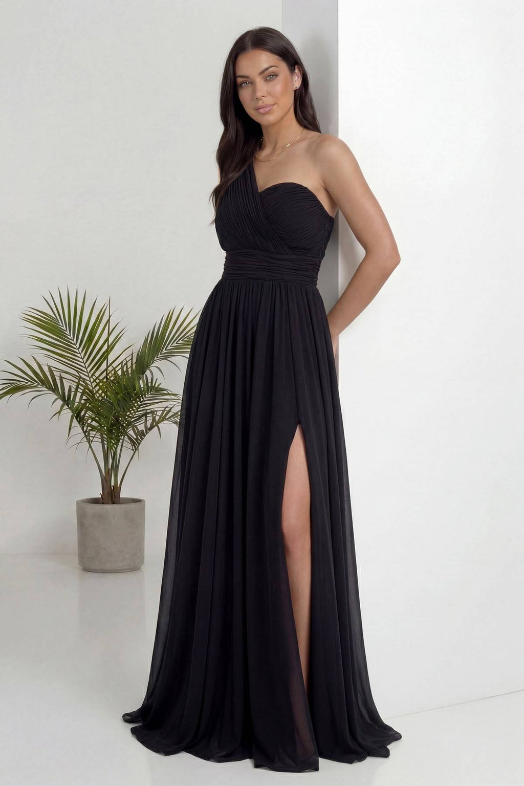 Siyah Tek Omuz Piliseli Kloş Abiye Elbise