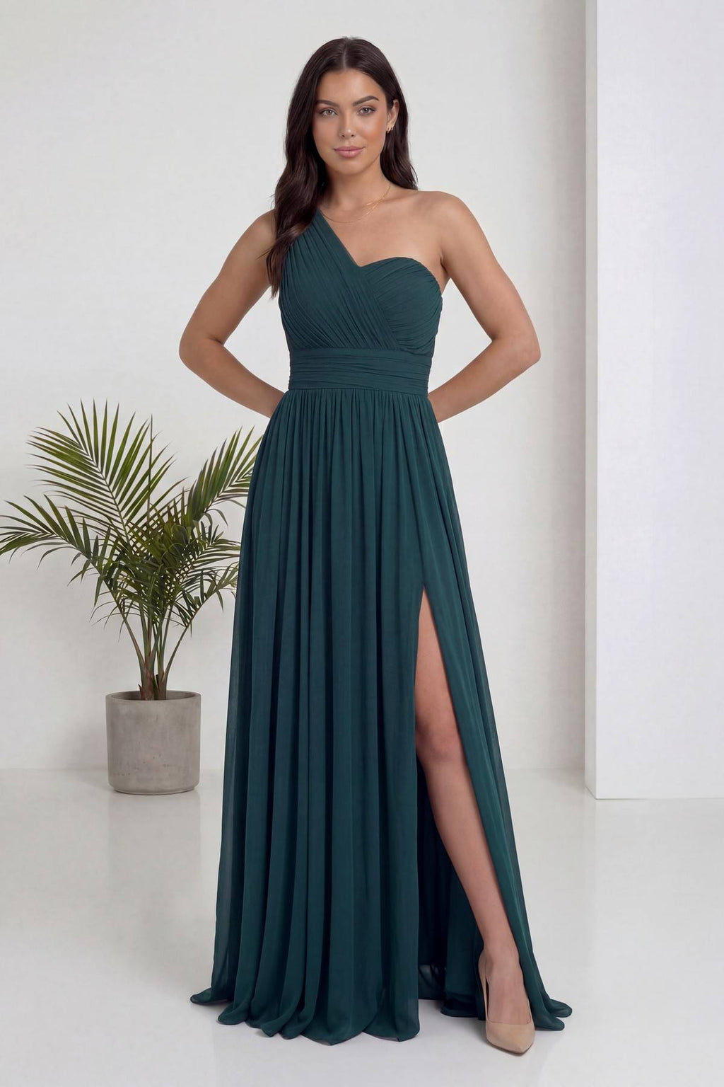 Zümrüt Yeşili Tek Omuz Piliseli Kloş Abiye Elbise