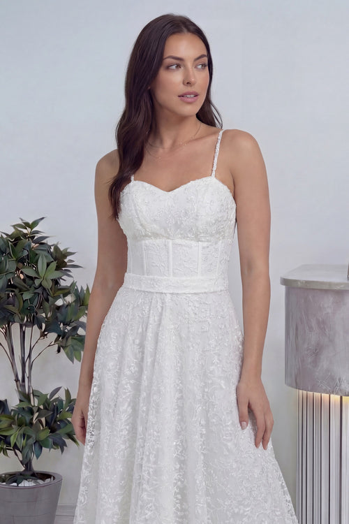 Dantelli simli askılı uzun beyaz abiye nikah yakın detay