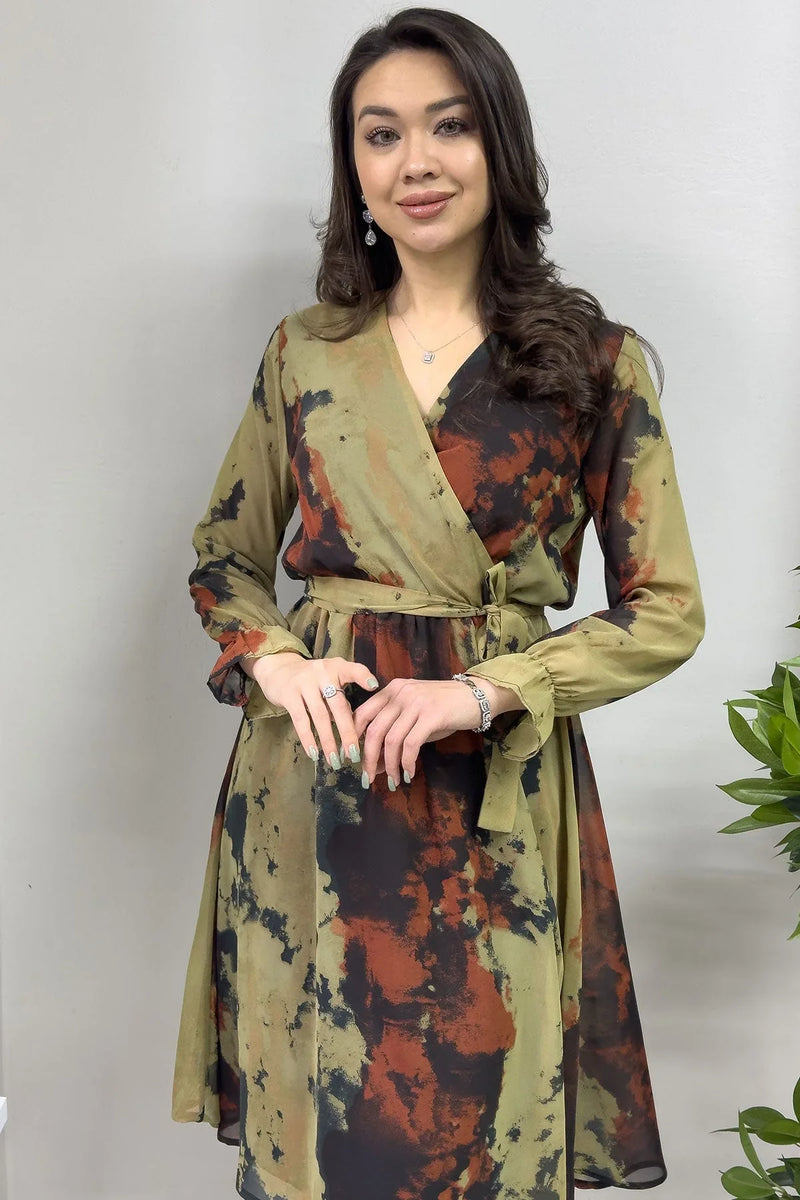 Batik Desenli Kruvaze Yaka Şifon Büyük Beden Kısa Elbise - the ZKS