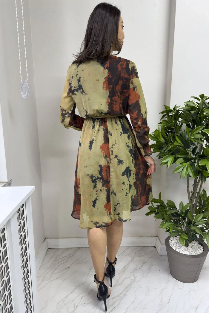Batik Desenli Kruvaze Yaka Şifon Büyük Beden Kısa Elbise - the ZKS
