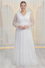 ZKS büyük beden beyaz V yaka tül abiye elbise, uzun kollu, ön görünüm, elleri kavuşmuş