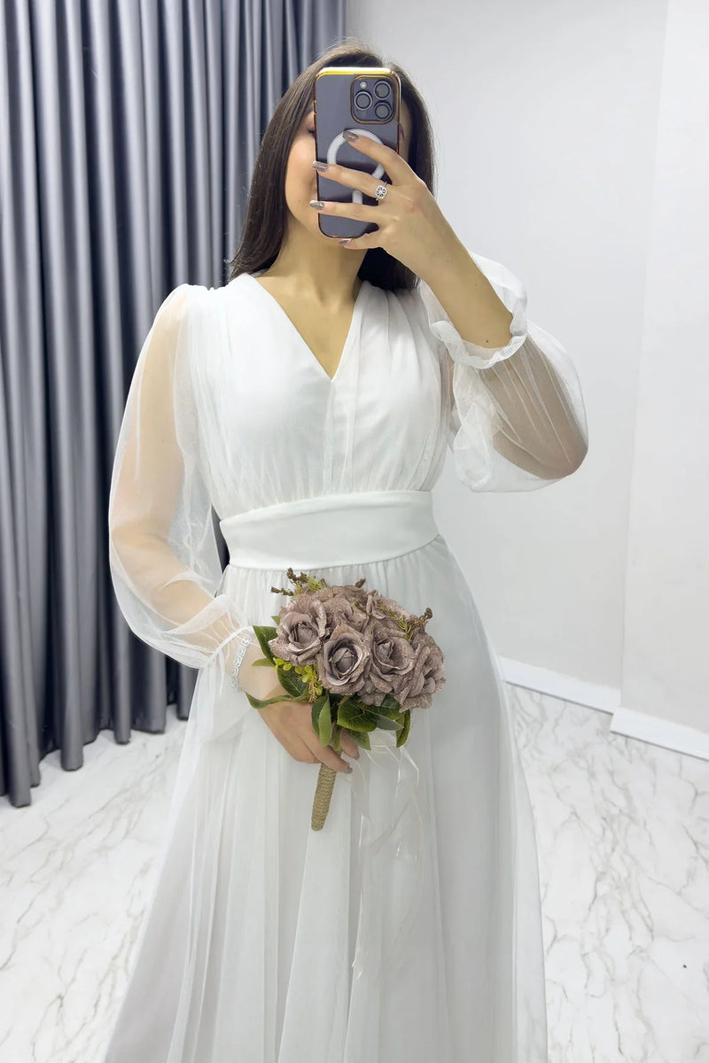 Beyaz V Yaka Tül Abiye Elbise

