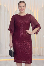 Bordo pulpayetli midi elbise, ZKS büyük beden, şeffaf kollu, yan duruş, elde çanta detayı