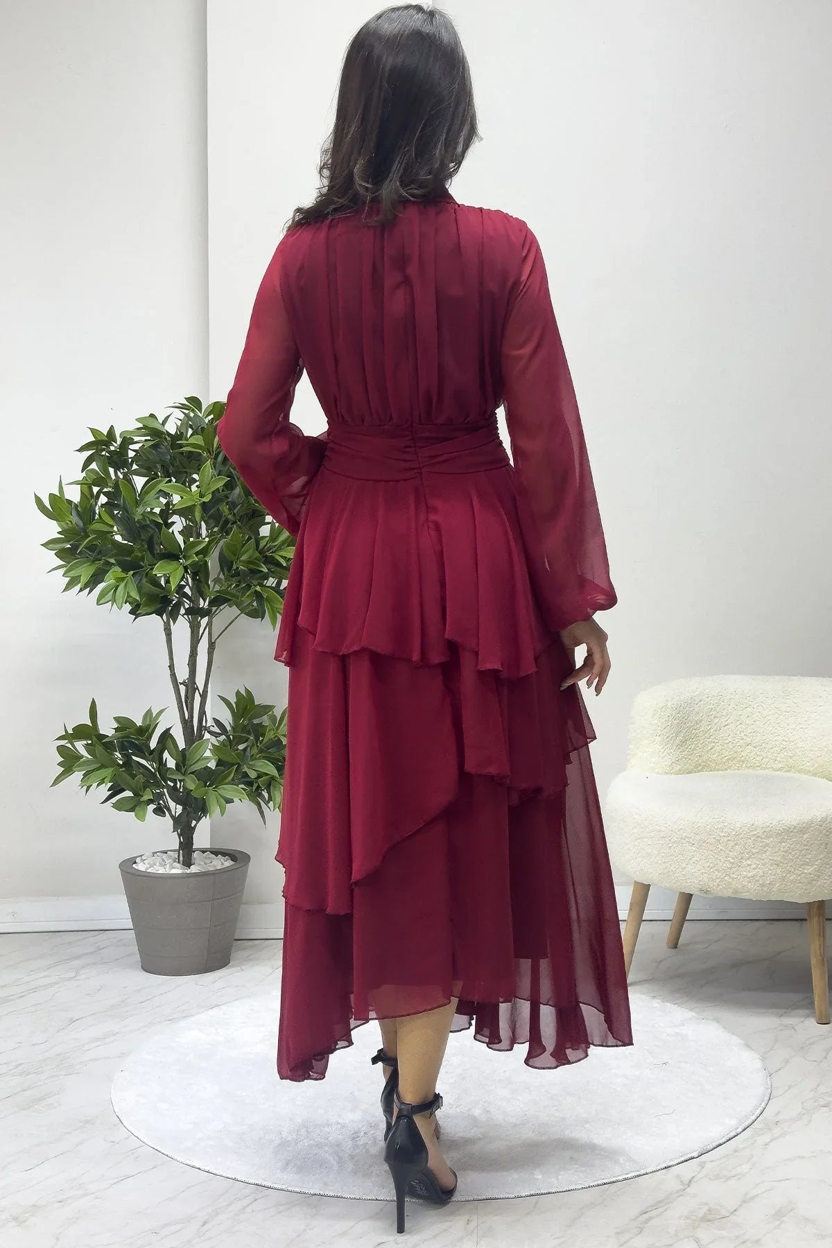 Bordo Dik Yaka Drape Detay Kat Kat Maxi Şifon Elbise - the ZKS