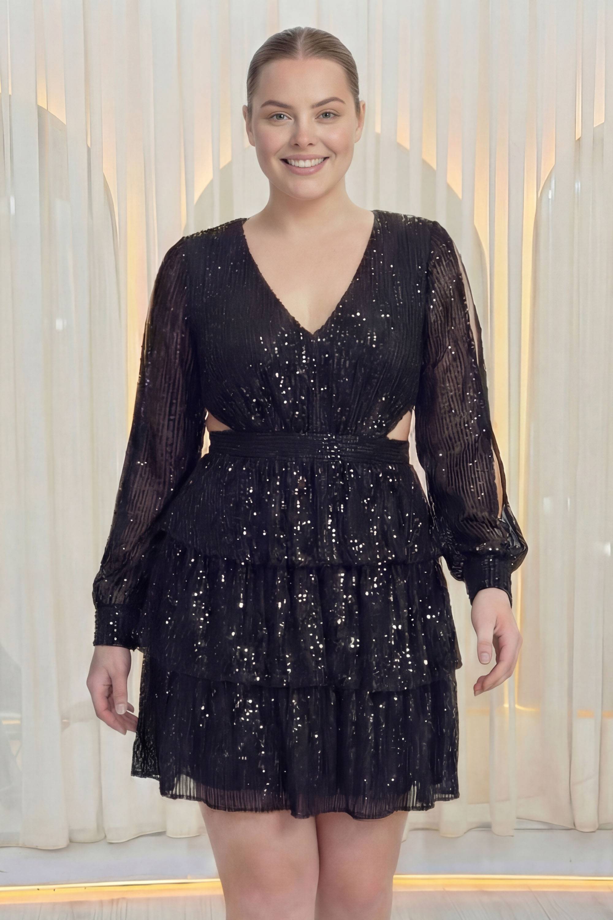 siyah v yakalı sırtı ipli bağlama detaylı eteği kat kat büyük bedne abiye elbise payetli kısa