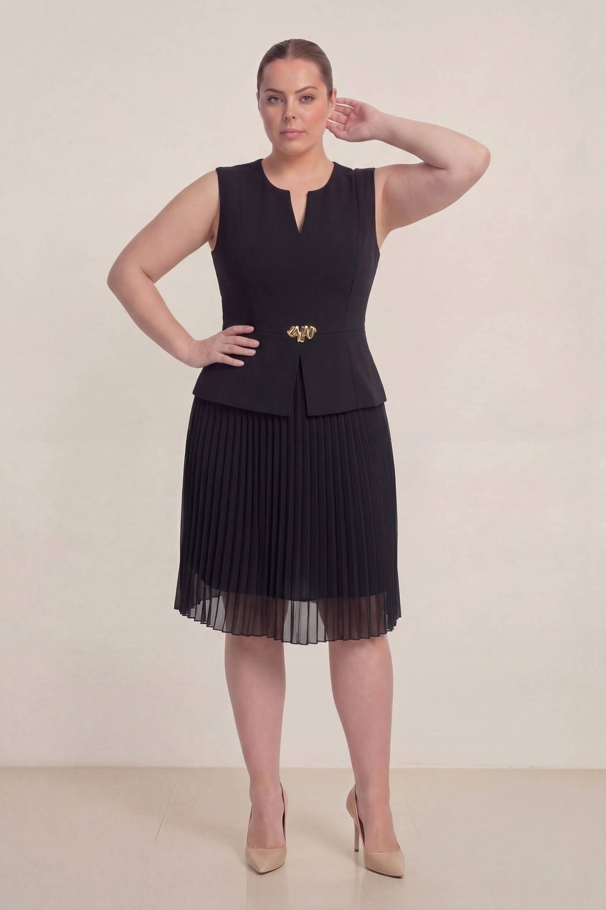 Eli belinde siyah kadın midi boy iç astar detaylı sıfır kol davet abiye 