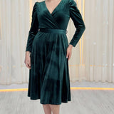 Büyük Beden Yeşil Kadife Midi Elbise – Zümrüt Vatkalı Kruvaze