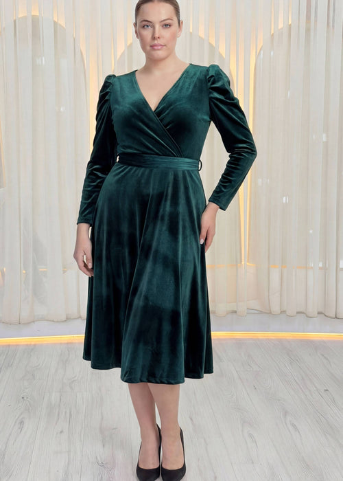 Büyük Beden Yeşil Kadife Midi Elbise – Zümrüt Vatkalı Kruvaze