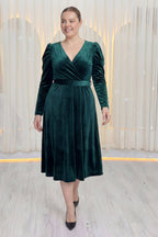 Uzun kollu midi boy kuşaklı kruvaze kesim elbise kış için günlük büyük beden