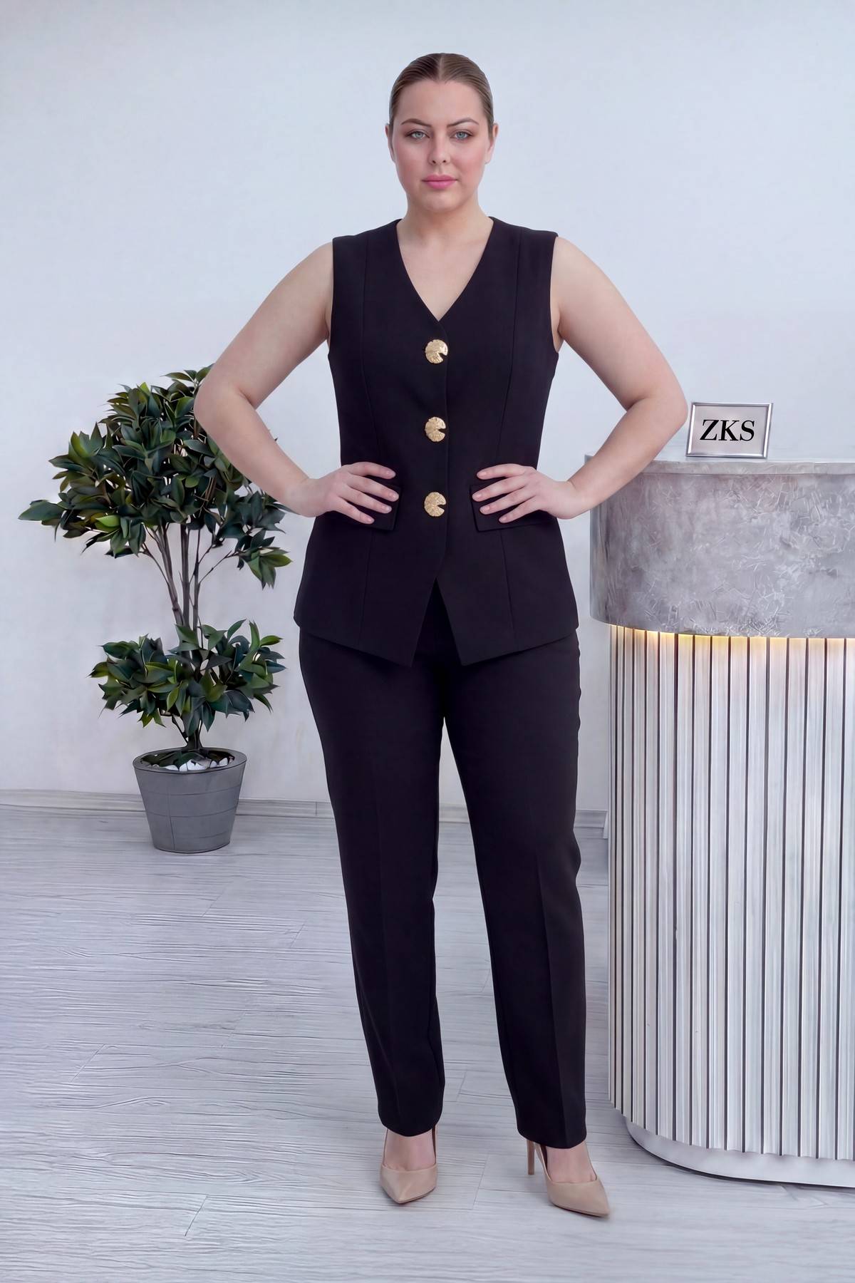 Altın düğme detaylı pantolon yelek siyah takım büyük beden 