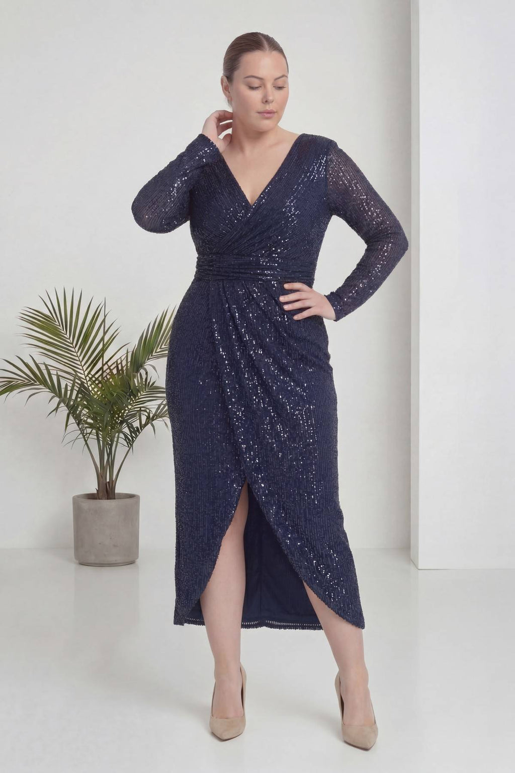 Büyük Beden Lacivert Pul Payet Kruvaze Uzun Kollu Midi Abiye