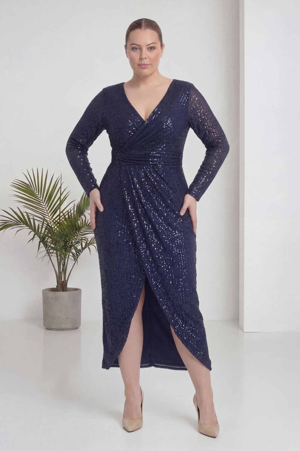 Büyük Beden Lacivert Pul Payet Kruvaze Uzun Kollu Midi Abiye