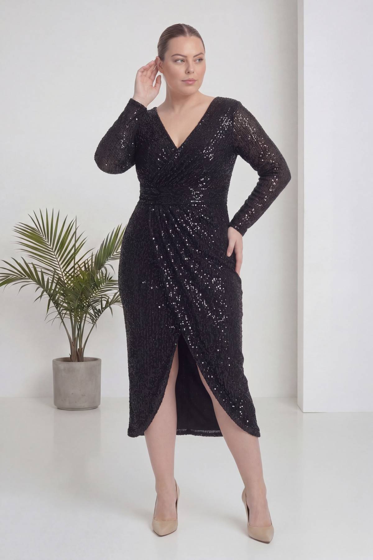 Büyük Beden Siyah Pul Payet Kruvaze Uzun Kollu Midi Abiye