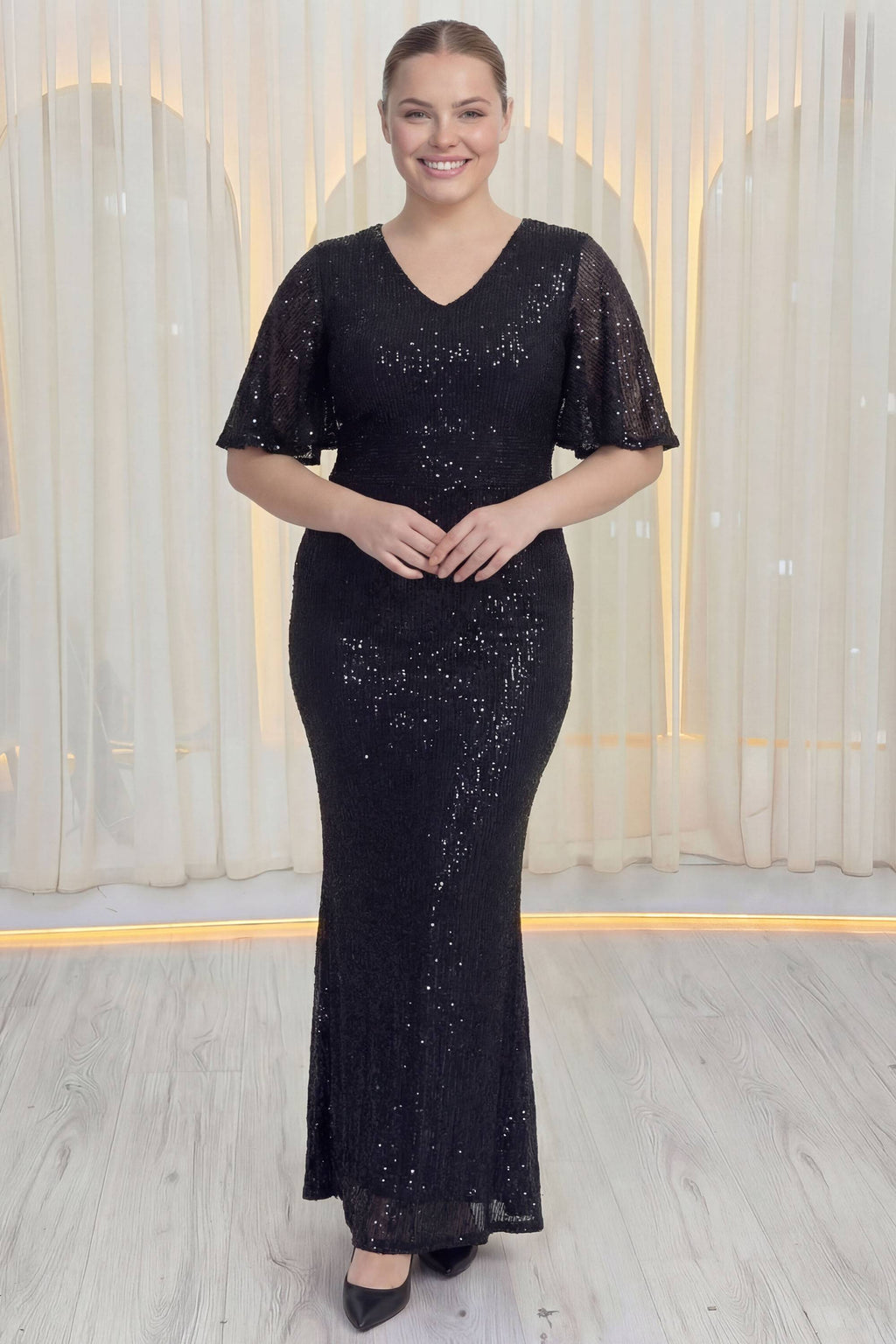 Volan koll pul payet kumaş balık kesim v yakalı abiye siyah anne elbisesi