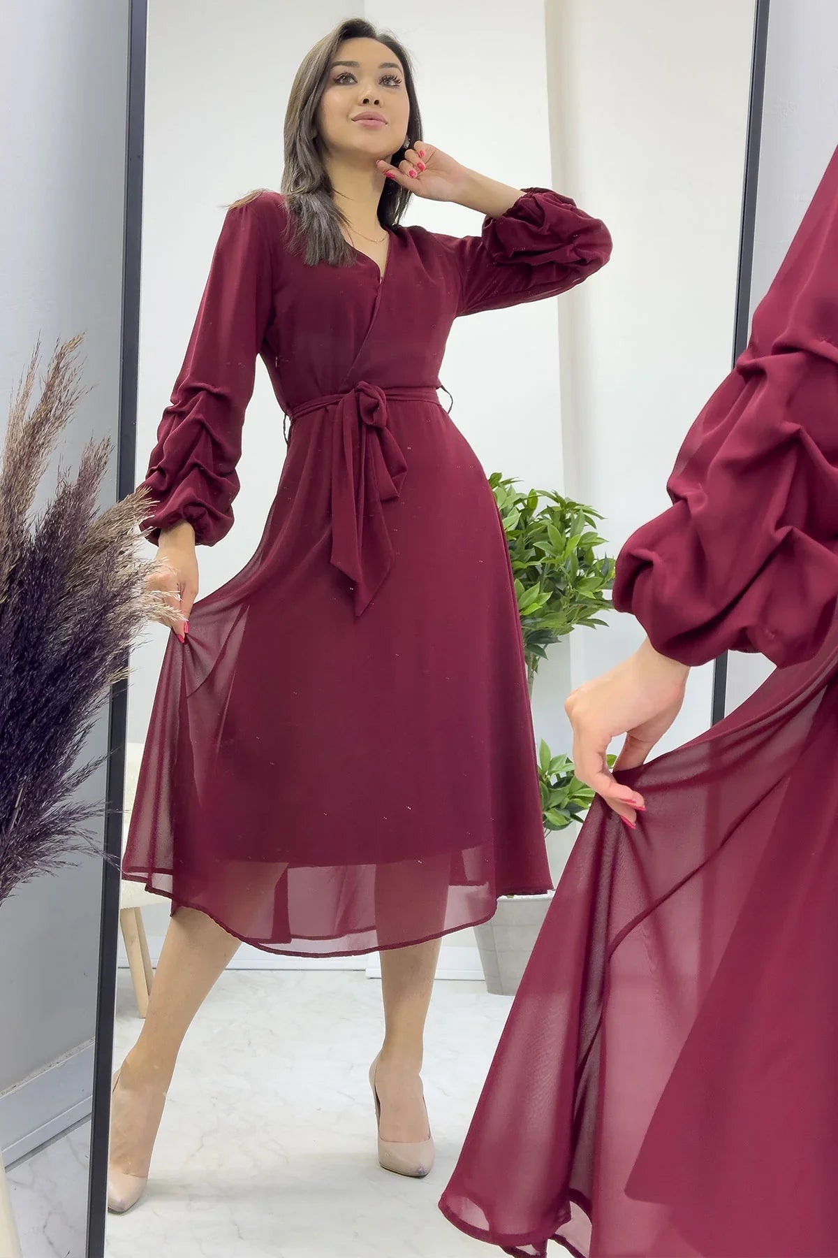 Bordo Kolu Büzgülü Şifon Elbise