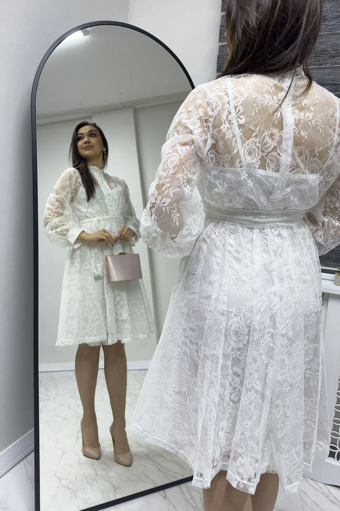 Beyaz Çan Fransız Güpür Düğmeli Büyük Beden Abiye Elbise

