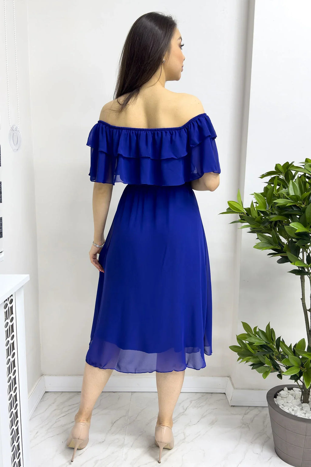 Saks Madonna Carmen Fırfır Yaka Büyük Beden Şifon Elbise

