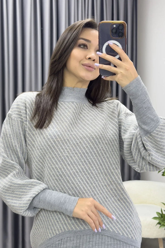 Gri Beyaz Şeritli Elbise Kazak İkili Takım