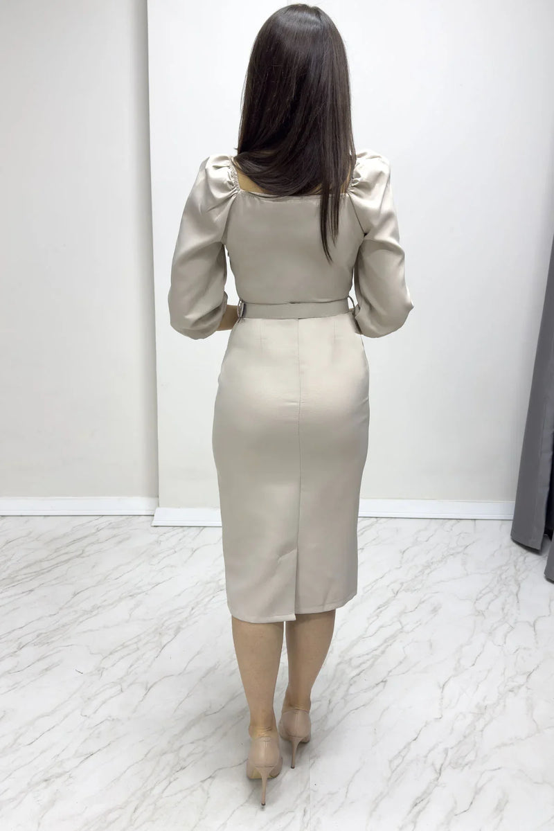 Bej Kemerli Düğme Detay Balon Kol Kalem Elbise

