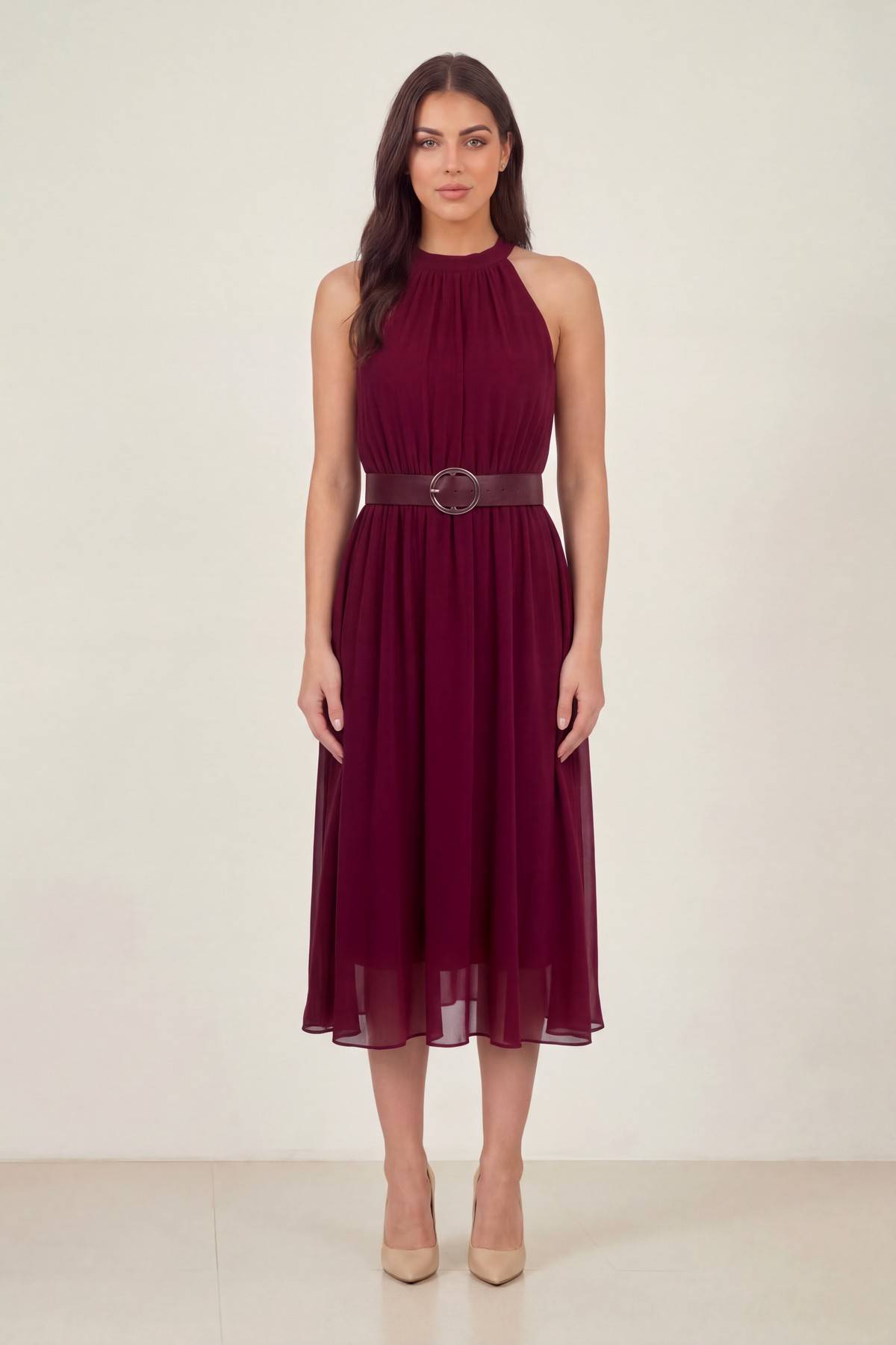 Önden midi boy halter detaylı kolsuz bordo midi şifon elbise