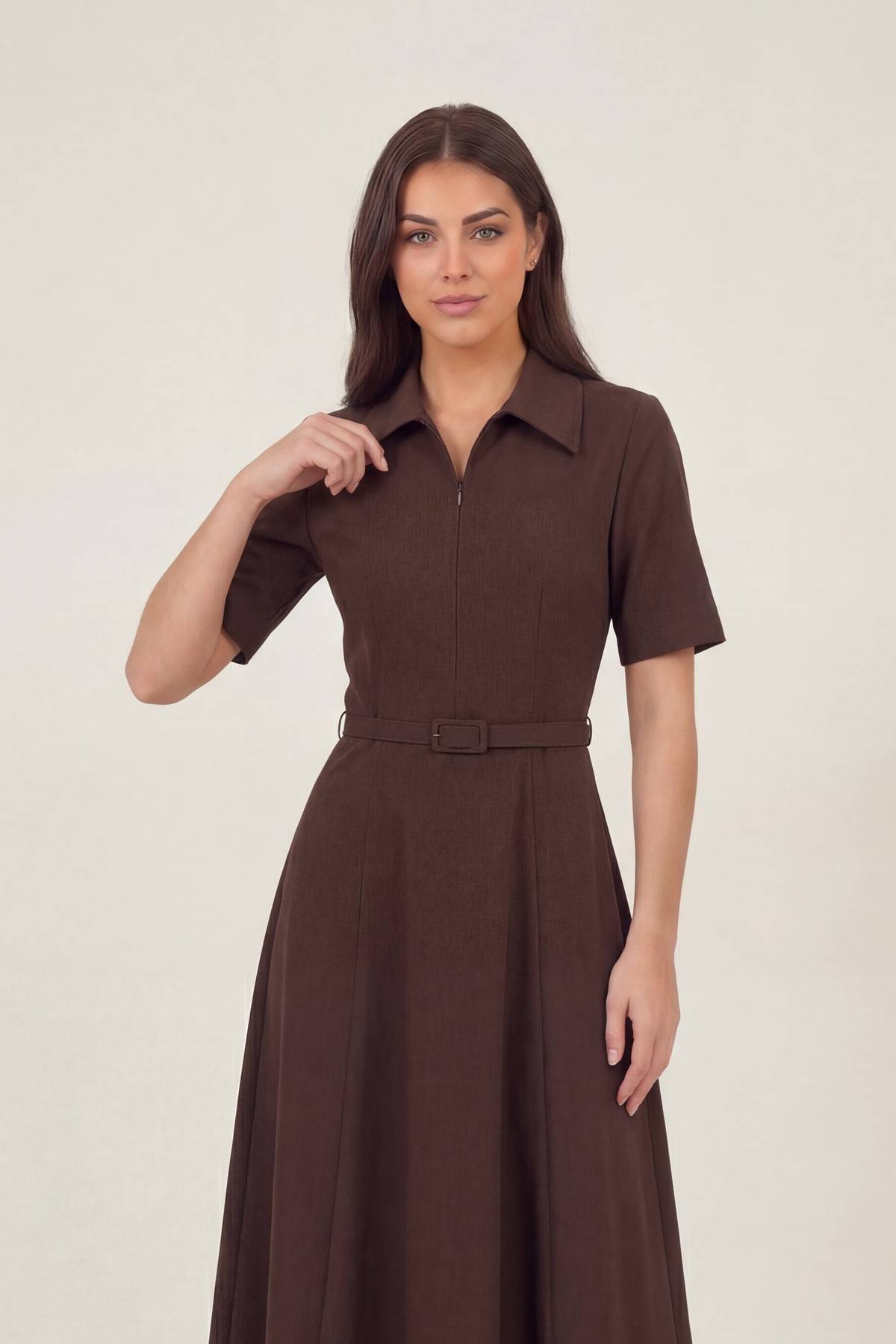 A kesim kemer detay yarım kol kahverengi günlük elbise 