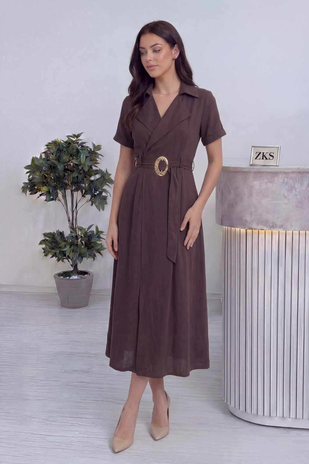 Kruvaze yaka midi boy kuşak detaylı kahverengi kadın elbise