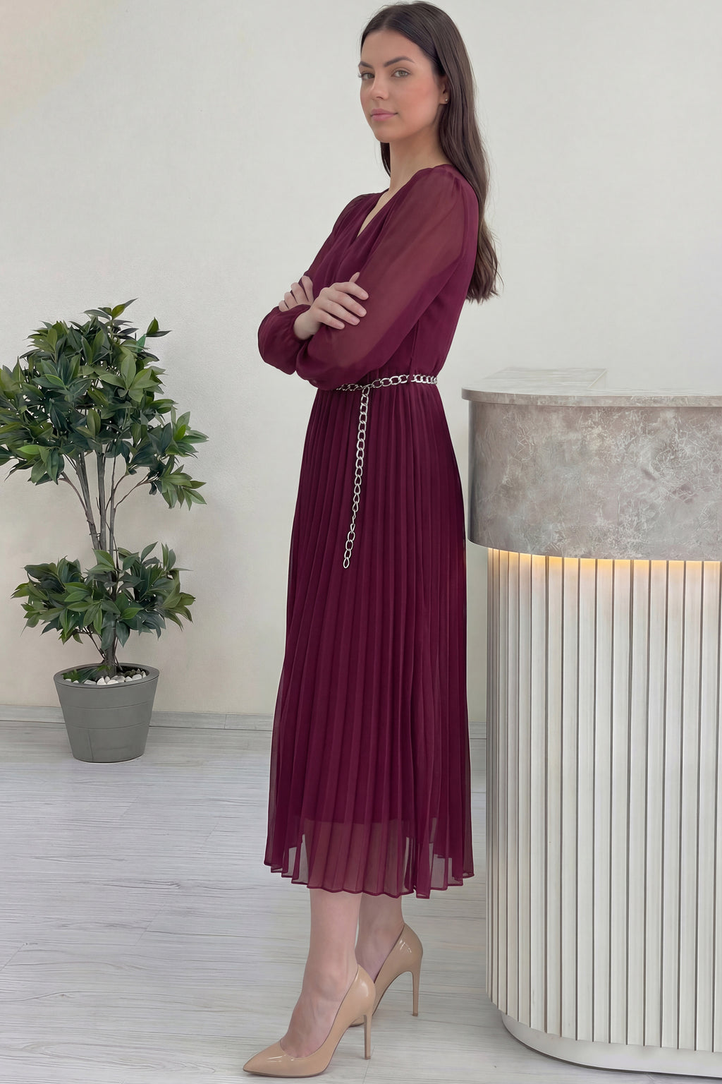 Bordo Kruvaze Yaka Piliseli Kemerli Midi Boy Elbise Yandan