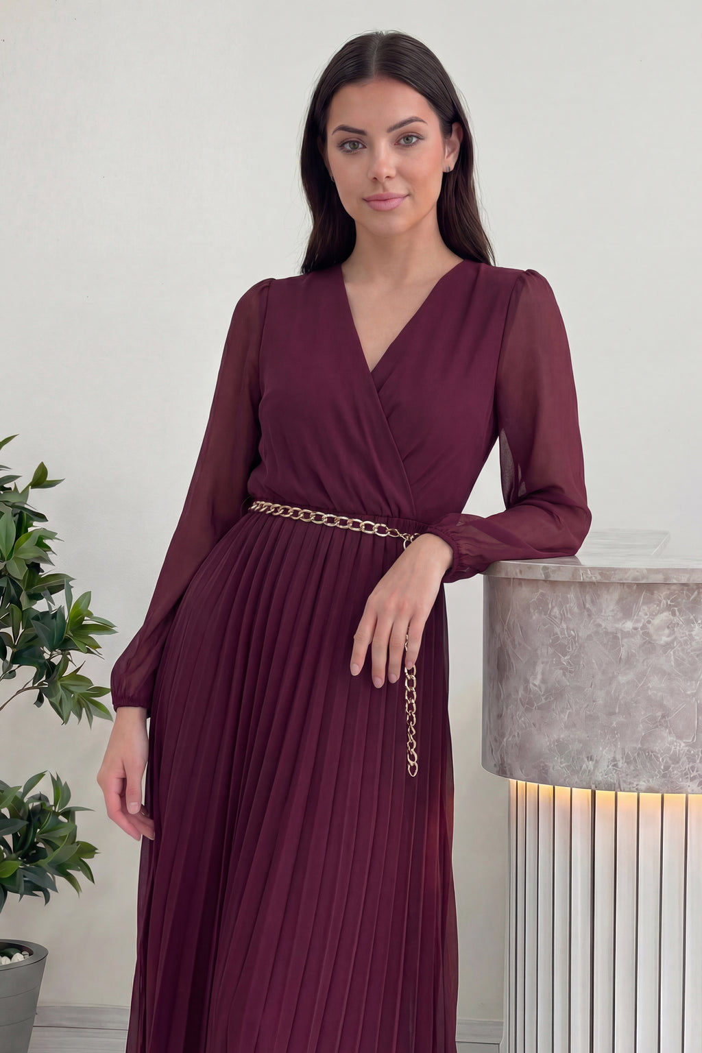 Bordo Kruvaze Yaka Piliseli Kemerli Midi Boy Elbise Uzun Kollu Şifon 