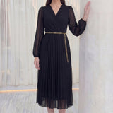 Siyah Kruvaze Yaka Piliseli Kemerli Midi Boy Elbise