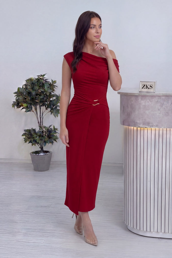 Kadın Kırmızı Düşük Omuz Bel Aksesuarlı Midi Boy Elbise