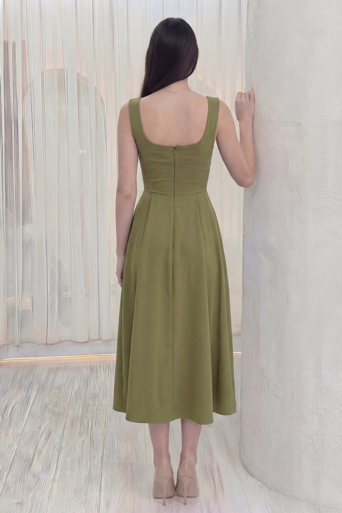 Kadın Haki Kare Yaka Düğme Detaylı Midi Boy Elbise