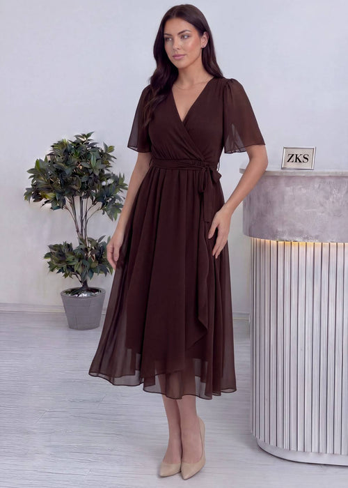 Kadın Kahverengi Kısa Kol Kuşaklı Fırfırlı Şifon Elbise