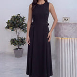 Siyah Bisiklet Yaka Yan Kemerli Uzun Midi Elbise