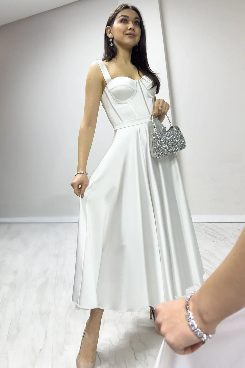 Beyaz Gloplu Sırtı Bağcıklı Saten Askılı Midi Abiye Elbise

