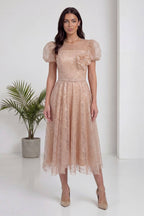 The ZKS gold dantel midi abiye elbise, tam boy, zarif duruş