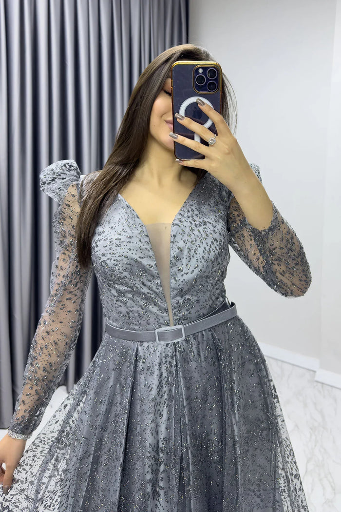 Gri Gloplu Kloş Kemerli Abiye Elbise

