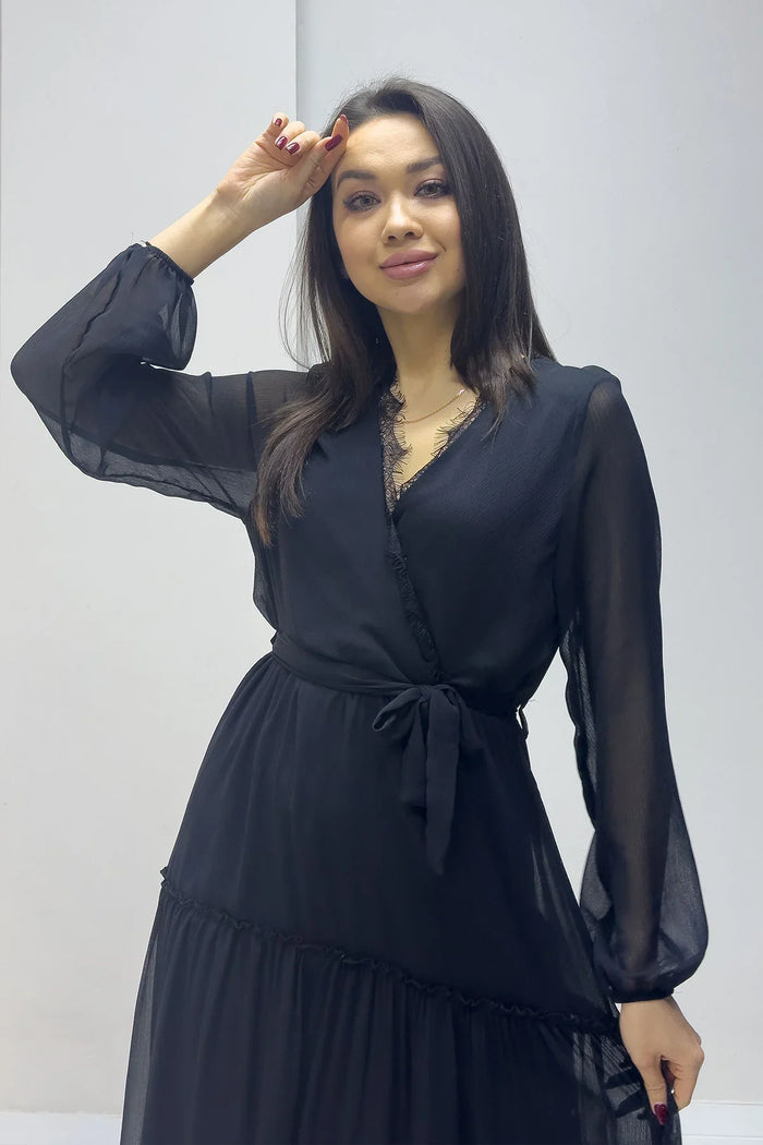 Siyah Kruvaze Güpürlü Yaka Şifon Büyük Beden Elbise

