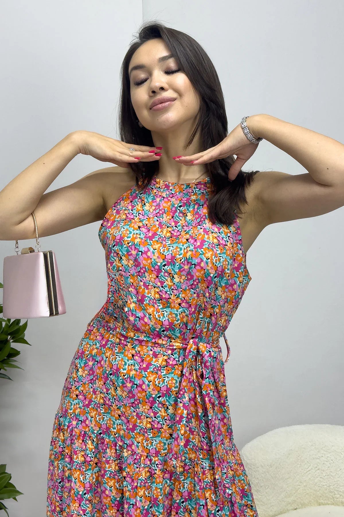 Kadın Halter Yaka Pembe Çiçekli Elbise