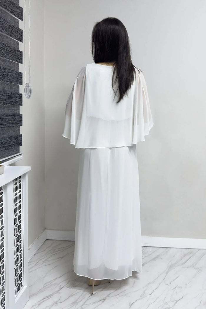 Beyaz Şifon Pelerin Elbise

