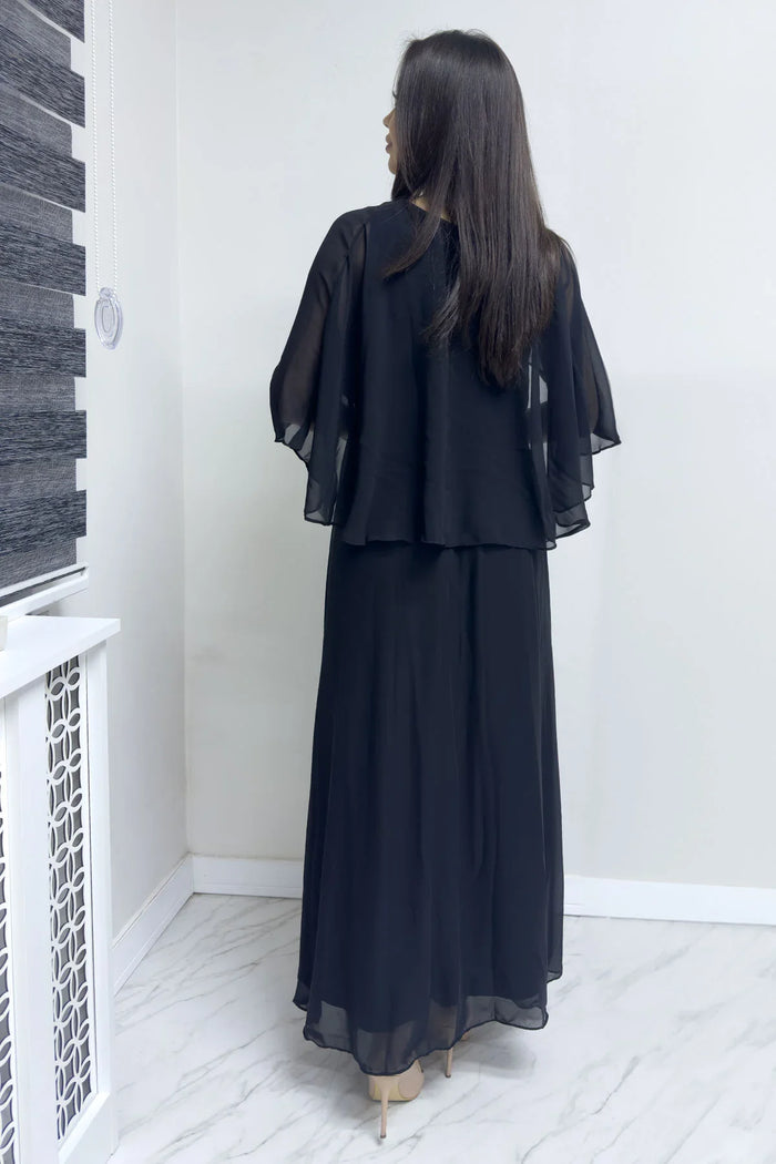 Siyah Şifon Pelerin Elbise

