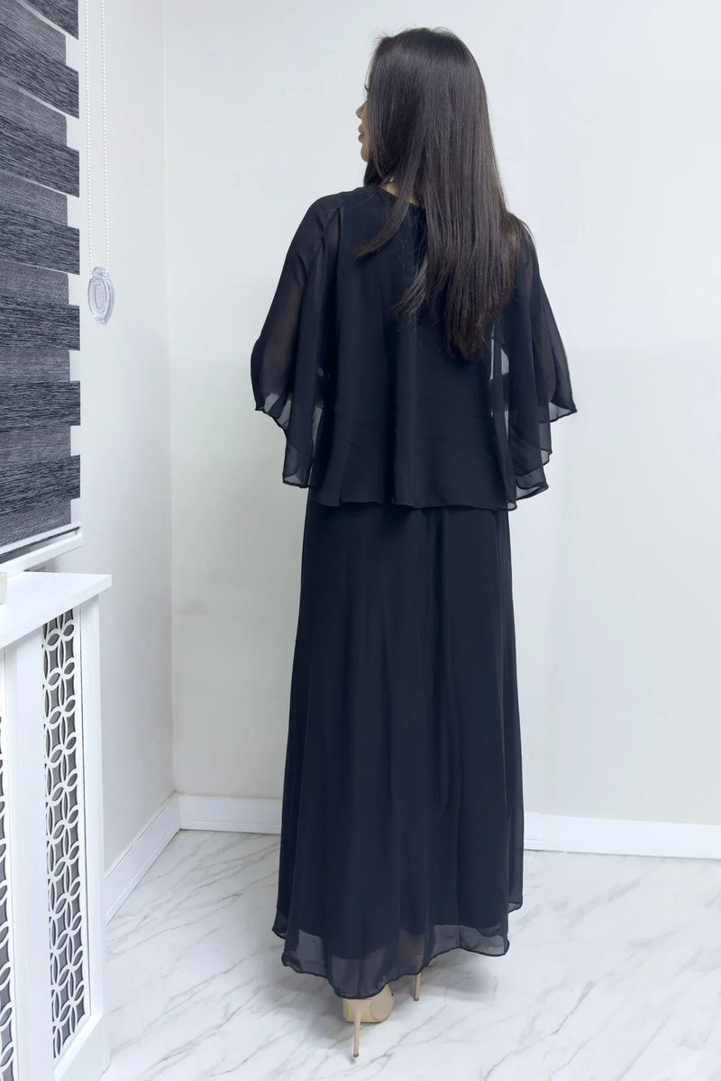 Siyah Şifon Pelerin Elbise

