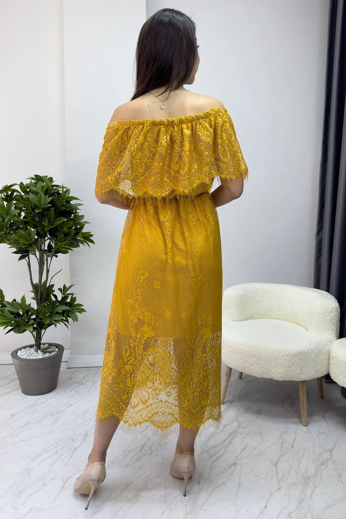 Hardal Güpür Detay Carmen Elbise