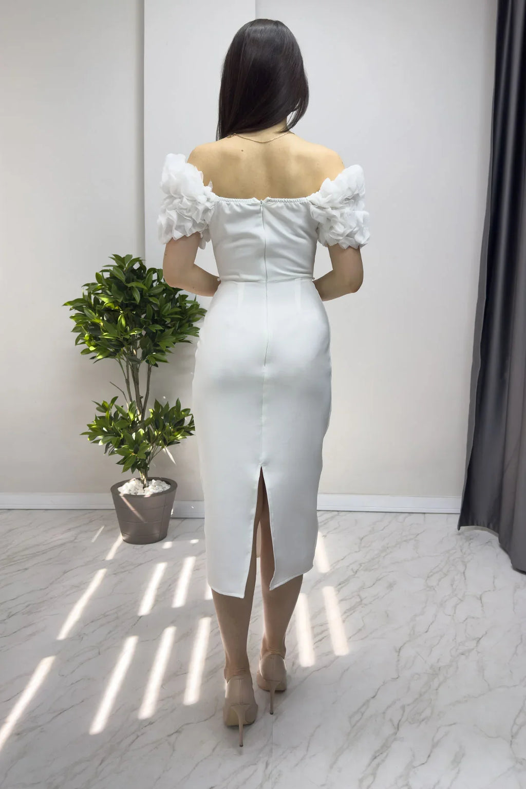 Beyaz İnci detay Kalem Prenses Kol Tasarım Elbise