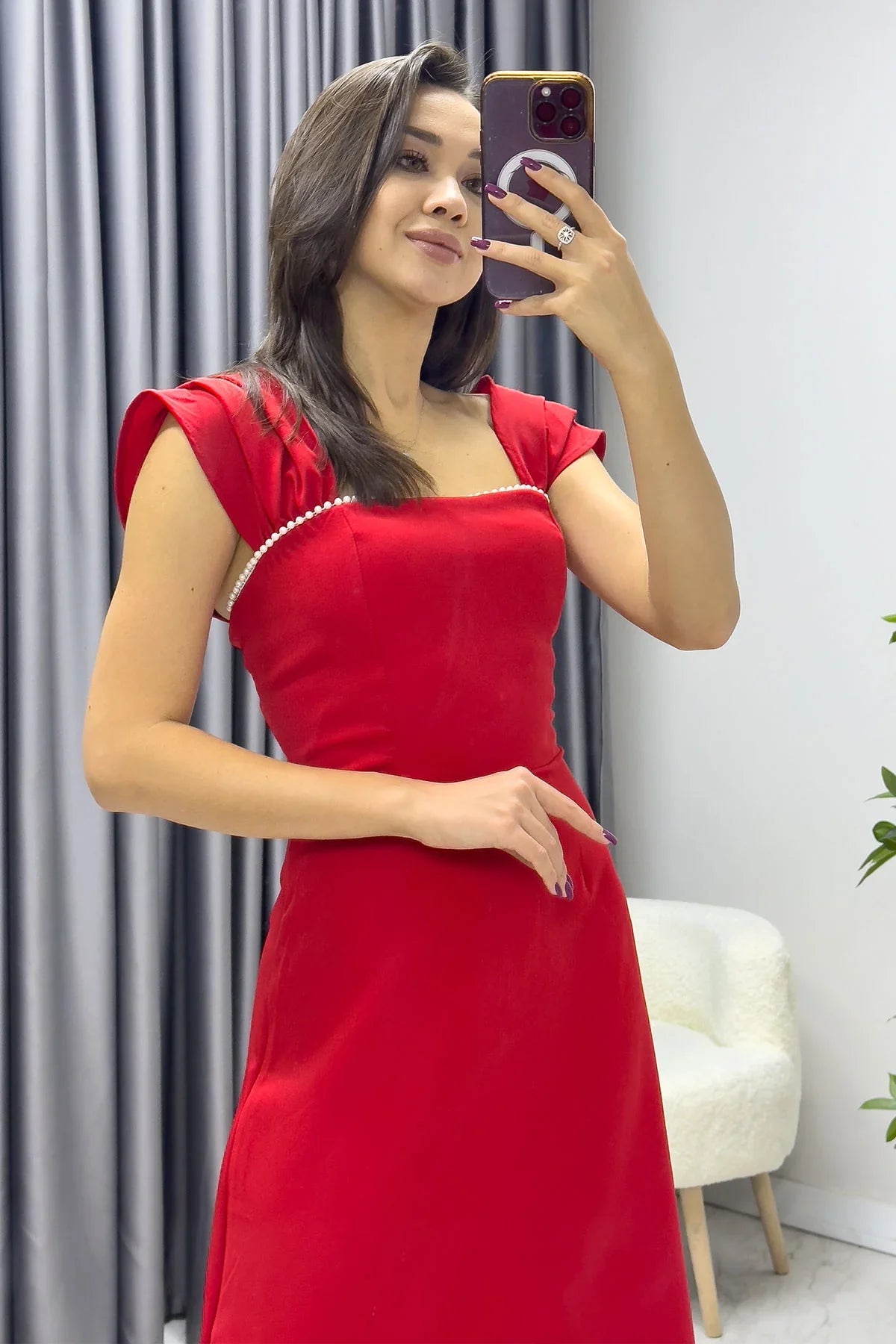 Kadın Kırmızı Kloş İnci Detay Elbise