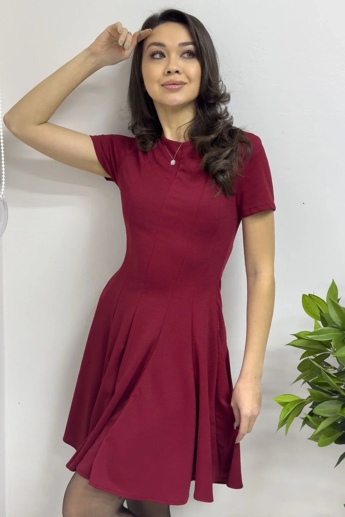Kadın Bordo Kısa Kol Piliseli Mini Kloş Elbise - the ZKS