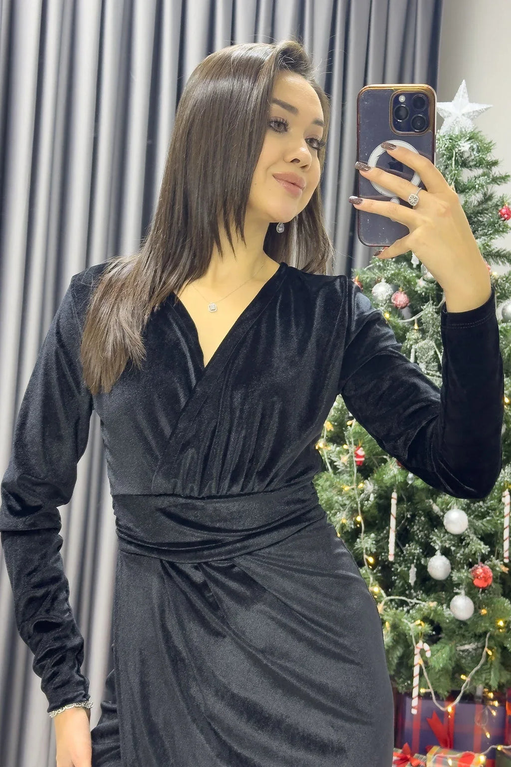 Kadın Siyah Midi Boy Yırtmaçlı Kruvaze Büyük Beden Kadife Elbise - the ZKS