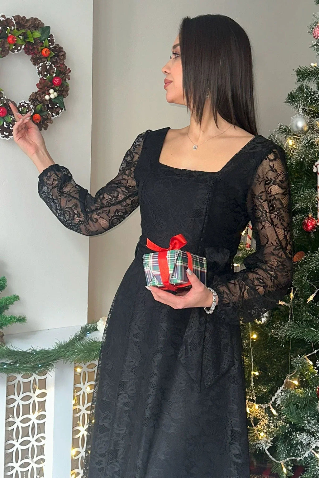 Kadın Siyah Midi Dantel Elbise - the ZKS