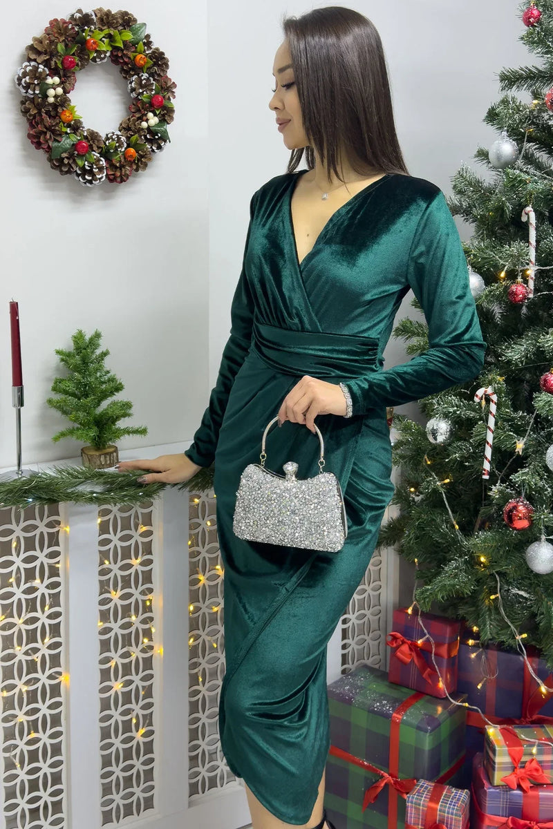 Kadın Yeşil Midi Boy Yırtmaçlı Kruvaze Büyük Beden Kadife Elbise - the ZKS